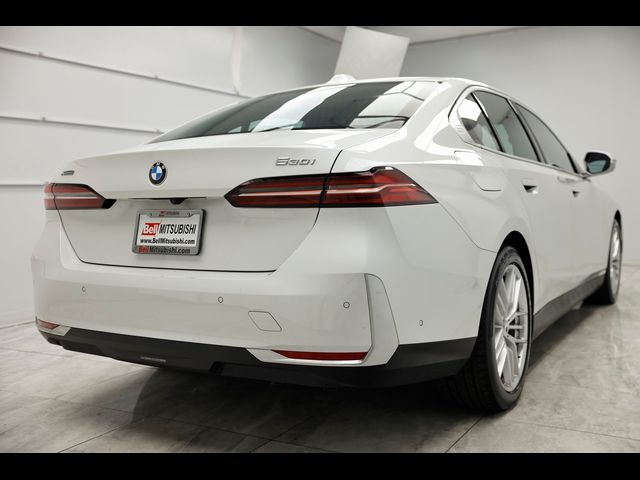 2024 BMW 5 Series 530i xDrive