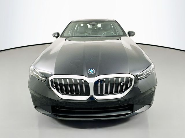 2024 BMW i5 eDrive40