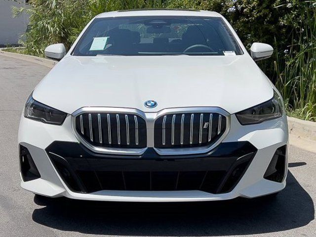 2024 BMW i5 eDrive40