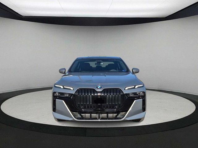 2024 BMW 7 Series 740i xDrive