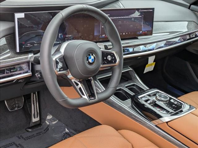 2024 BMW 7 Series 740i