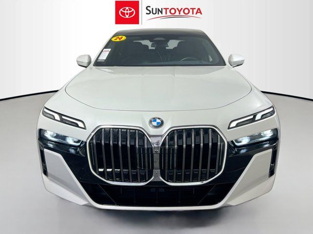 2024 BMW 7 Series 740i