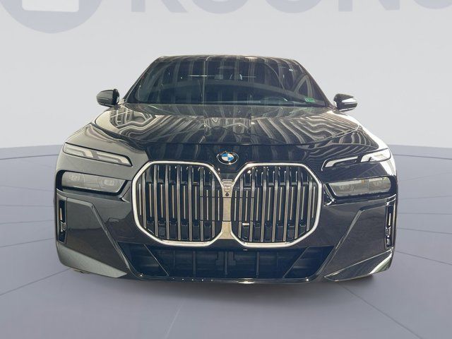 2024 BMW 7 Series 740i