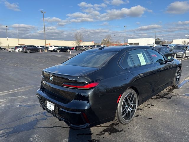 2024 BMW 7 Series 740i