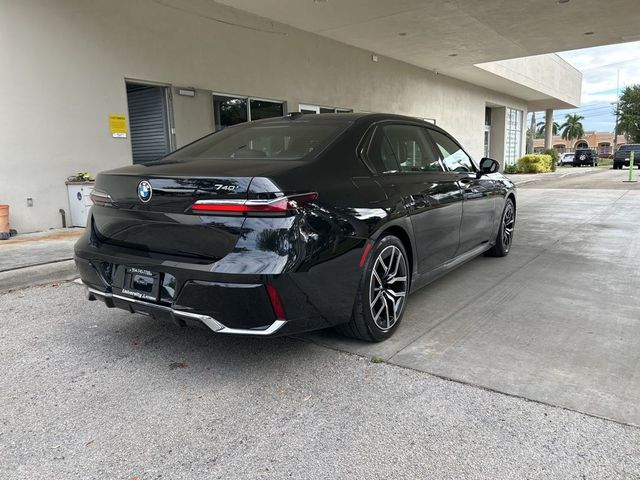 2024 BMW 7 Series 740i