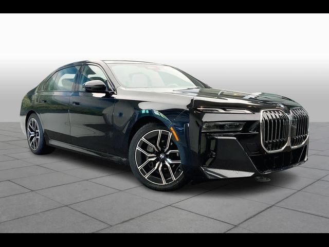 2024 BMW 7 Series 740i