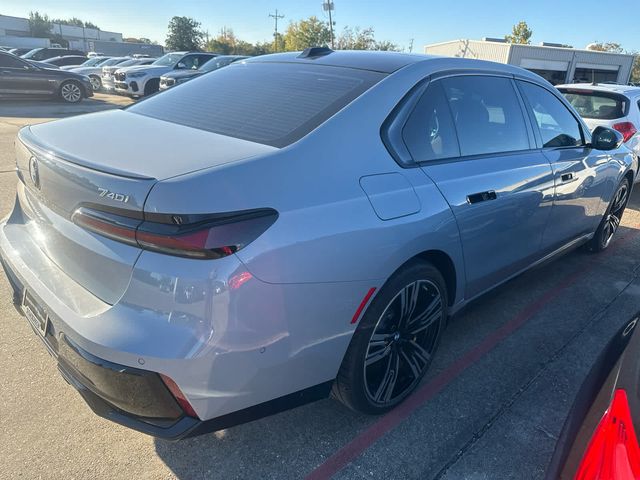 2024 BMW 7 Series 740i