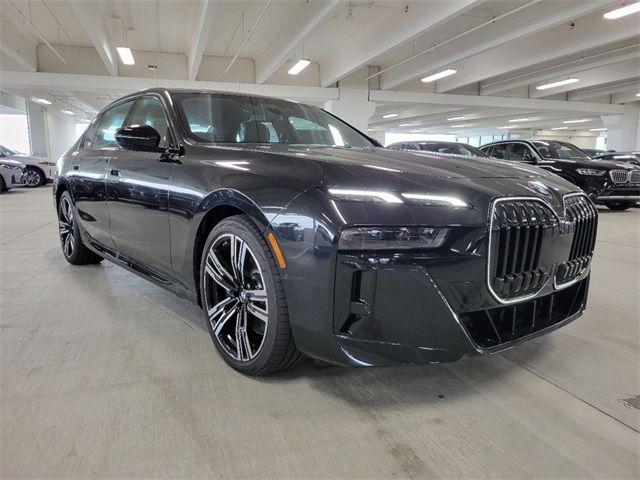 2024 BMW 7 Series 740i