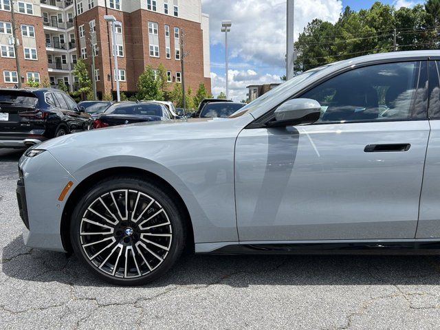 2024 BMW 7 Series 740i