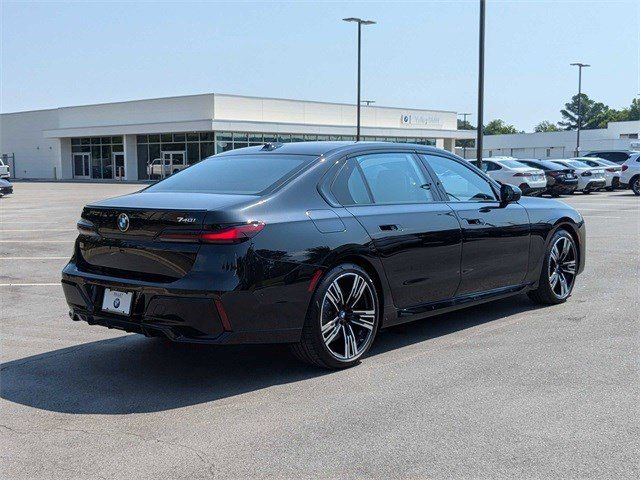 2024 BMW 7 Series 740i