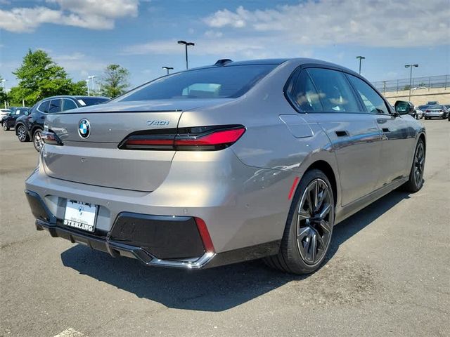 2024 BMW 7 Series 740i xDrive