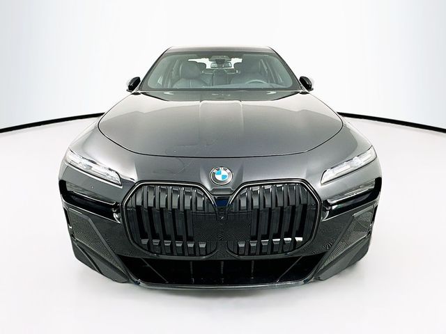 2024 BMW 7 Series 760i xDrive