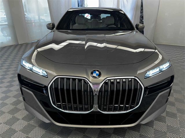 2024 BMW 7 Series 760i xDrive