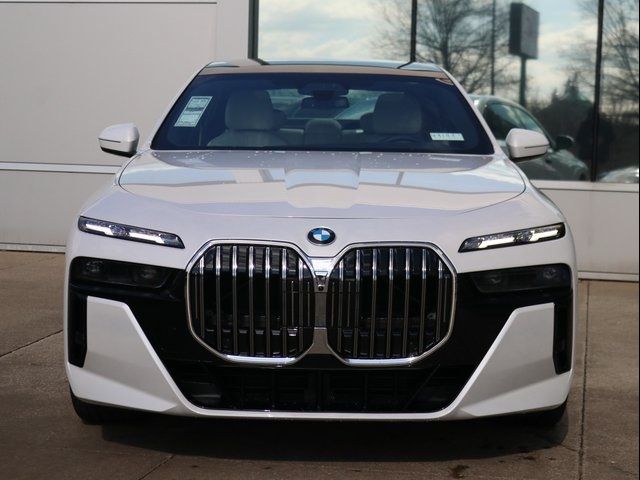 2024 BMW 7 Series 760i xDrive