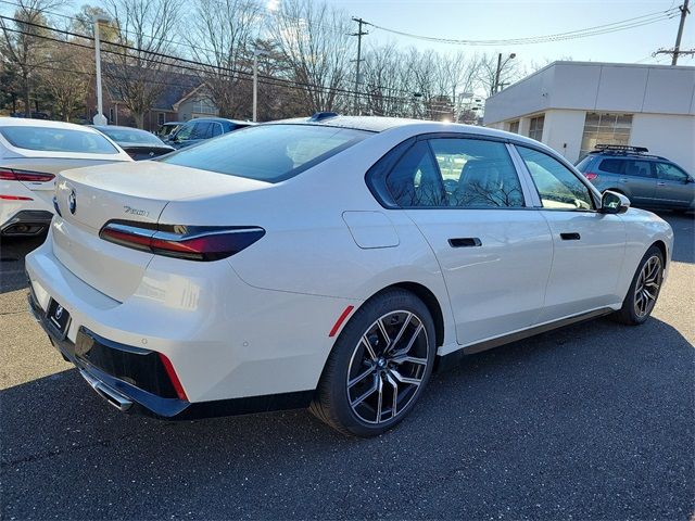 2024 BMW 7 Series 760i xDrive