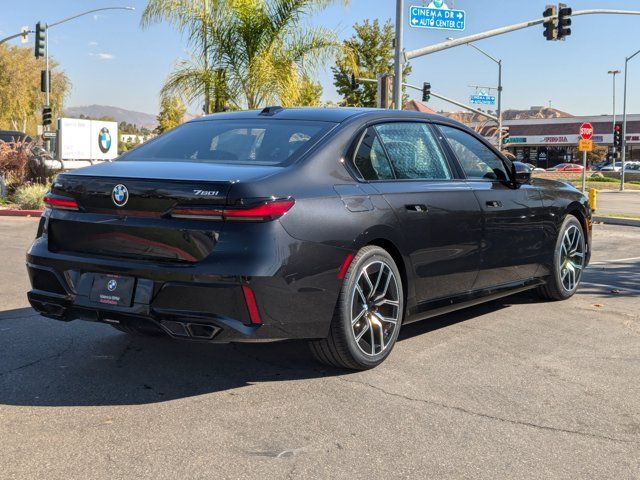 2024 BMW 7 Series 760i xDrive