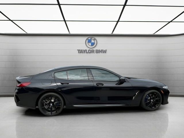 2024 BMW 8 Series 840i