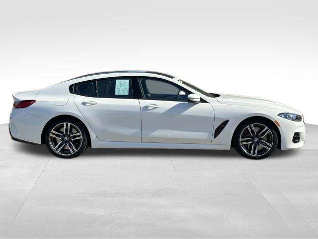 2024 BMW 8 Series 840i