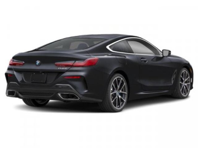 2024 BMW 8 Series 840i