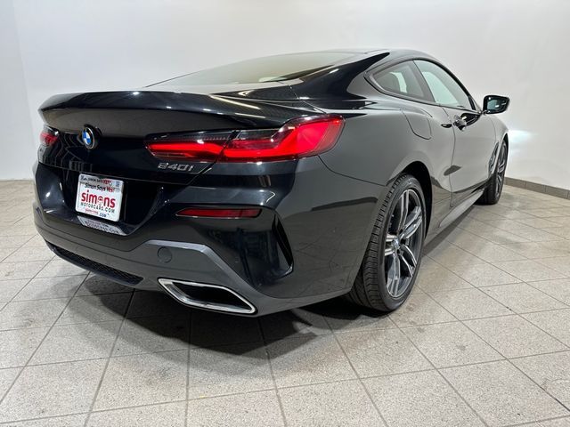 2024 BMW 8 Series 840i