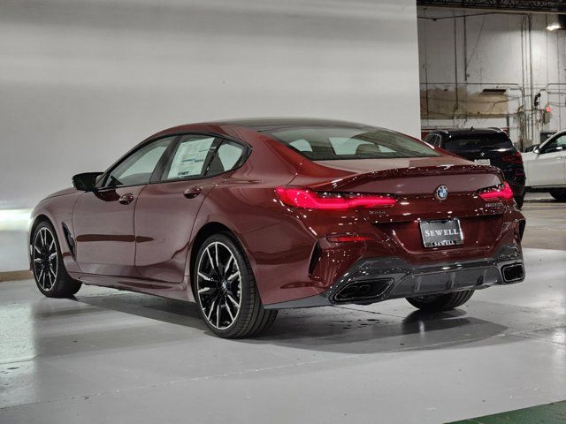 2024 BMW 8 Series M850i