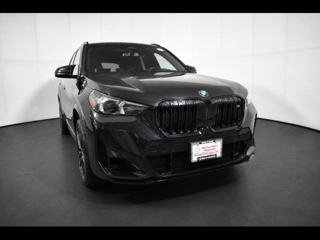 2024 BMW X1 M35i