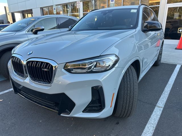 2024 BMW X3 M40i