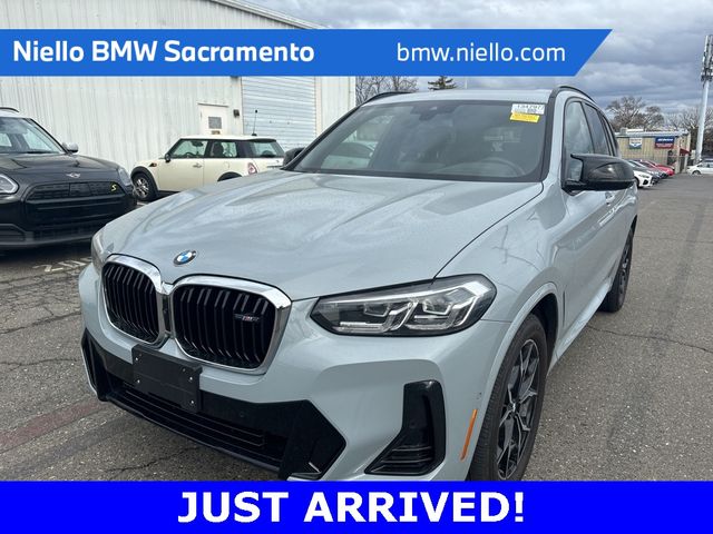 2024 BMW X3 M40i