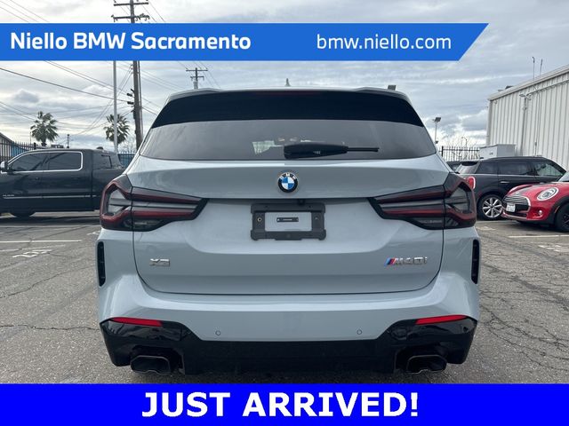 2024 BMW X3 M40i