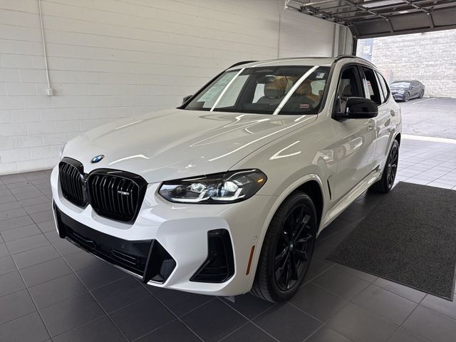 2024 BMW X3 M40i