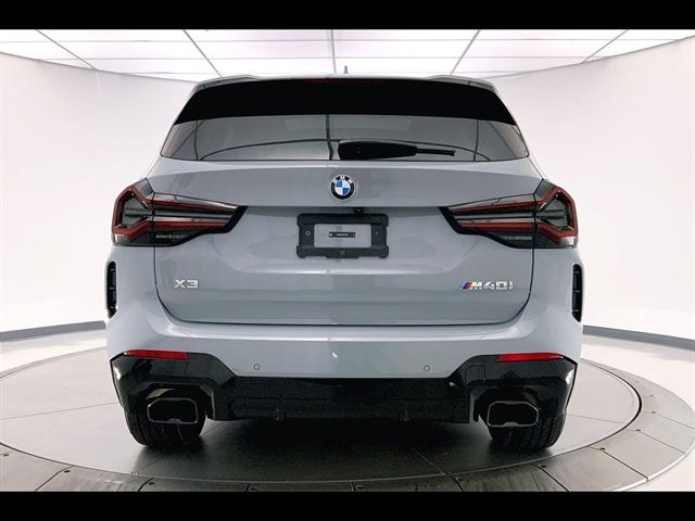 2024 BMW X3 M40i