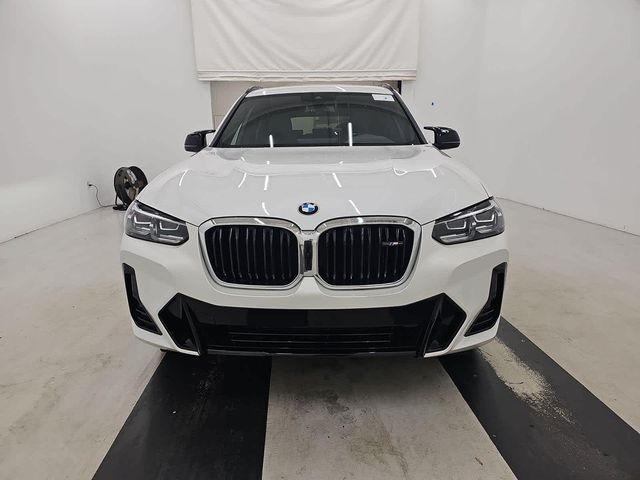 2024 BMW X3 M40i