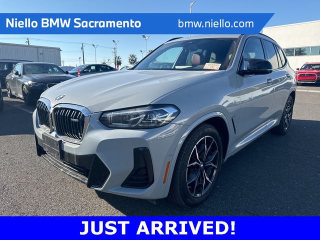 2024 BMW X3 M40i