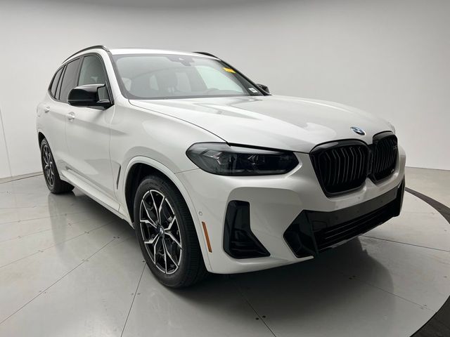 2024 BMW X3 M40i