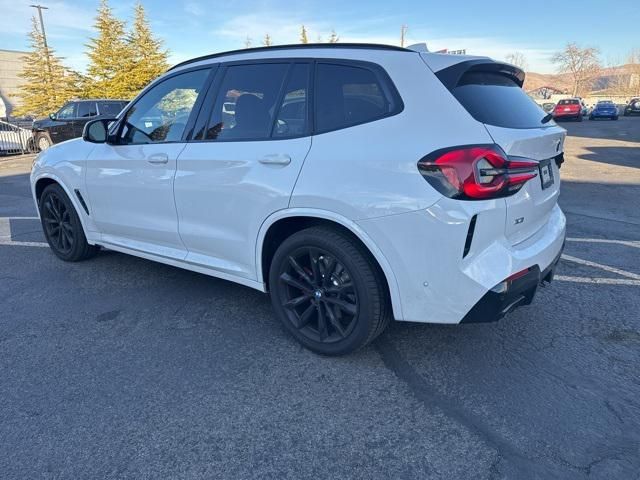 2024 BMW X3 M40i