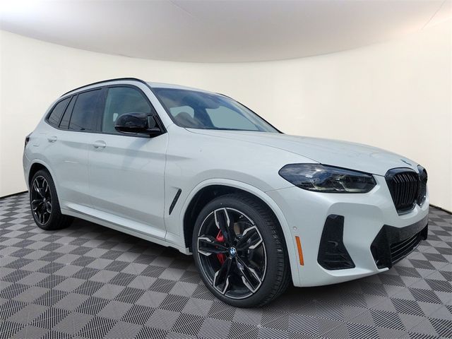 2024 BMW X3 M40i