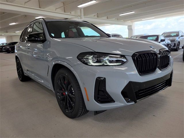 2024 BMW X3 M40i