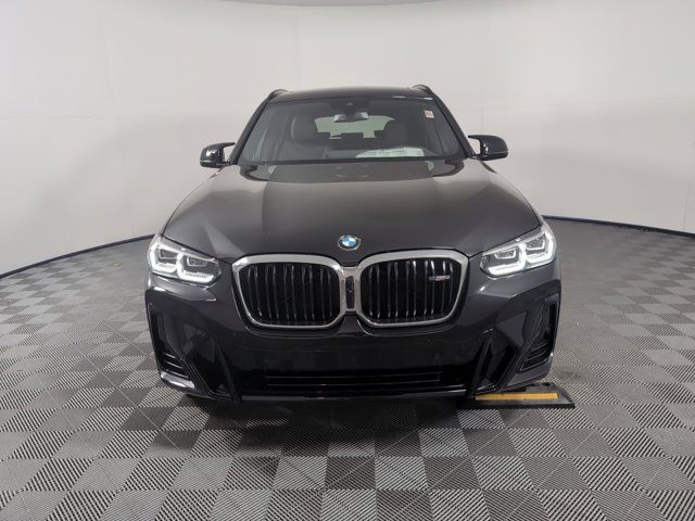 2024 BMW X3 M40i