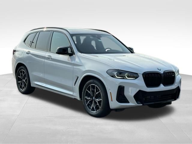 2024 BMW X3 M40i