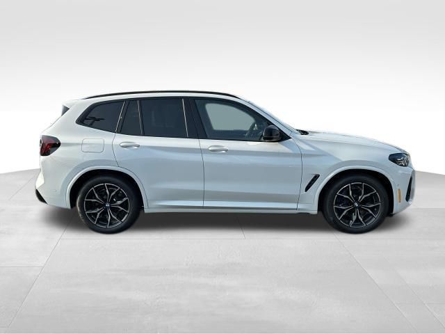 2024 BMW X3 M40i