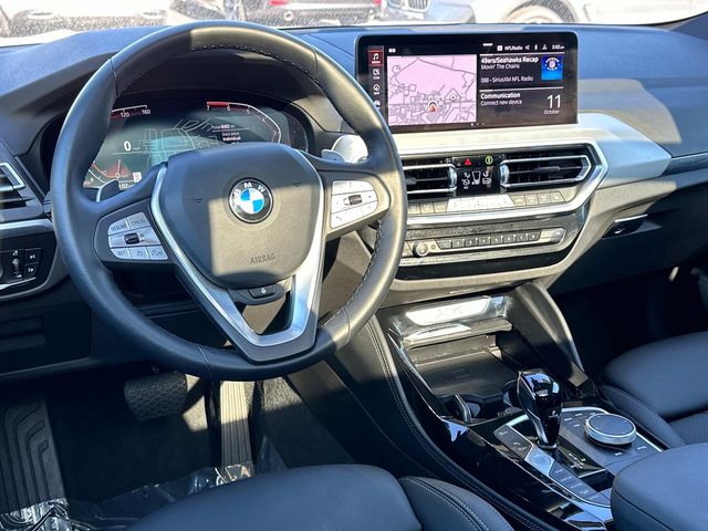 2024 BMW X4 xDrive30i