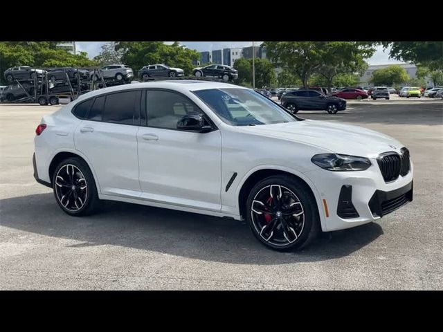 2024 BMW X4 M40i