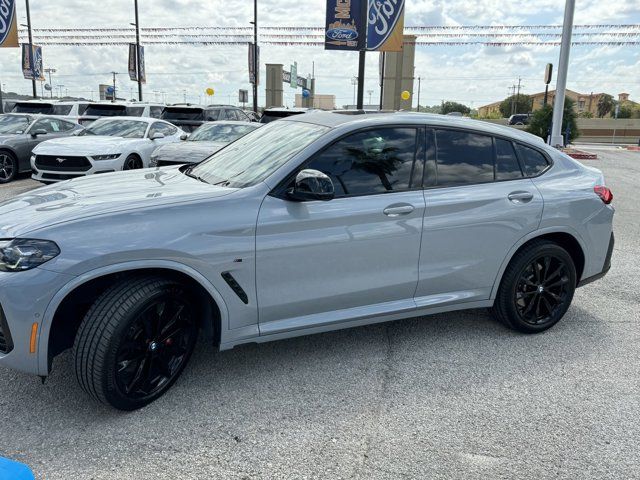 2024 BMW X4 M40i