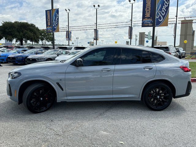 2024 BMW X4 M40i