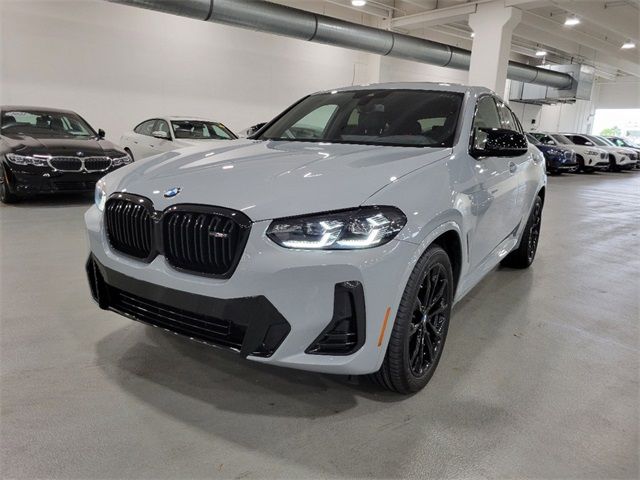 2024 BMW X4 M40i