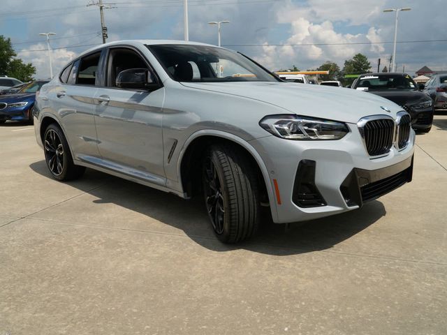 2024 BMW X4 M40i