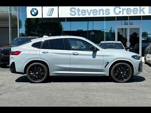 2024 BMW X4 M40i