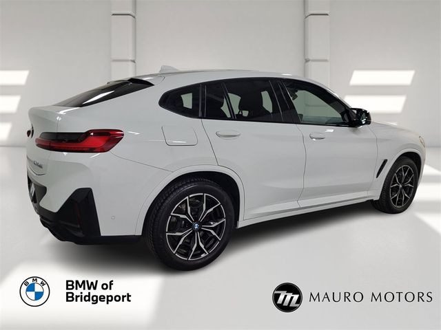 2024 BMW X4 M40i