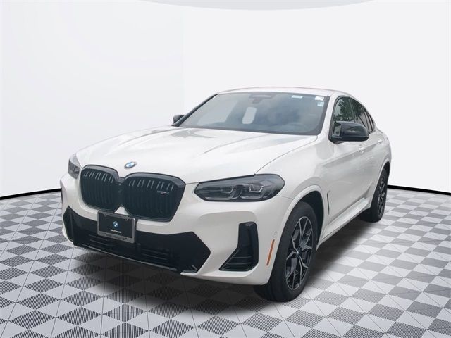 2024 BMW X4 M40i