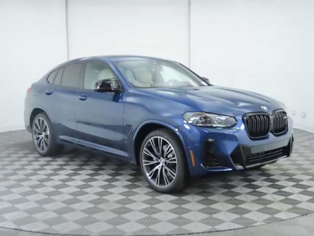 2024 BMW X4 M40i